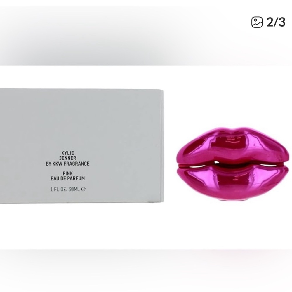 Kylie Jenner by KKW Fragrance Lip-Shaped Perfume - Pink - Picture 2 of 2